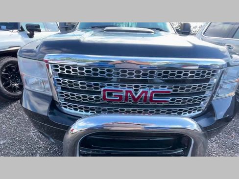 Used 2013 GMC Sierra 2500 Denali w/ Suspension Package, Off-Road image 25