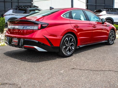 Used 2024 Hyundai Sonata SEL FWD image 6