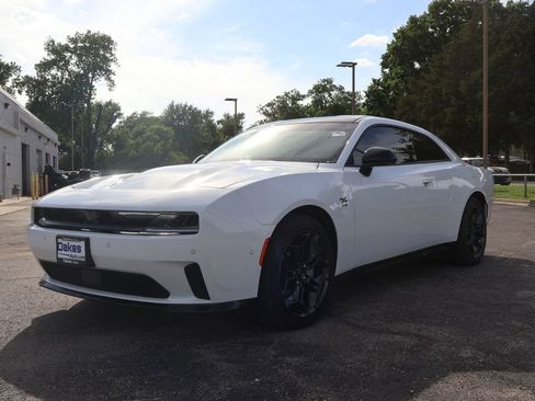 Used 2025 Dodge Charger Daytona R/T w/ Quick Order Package 25M R/T AWD/4WD image 4