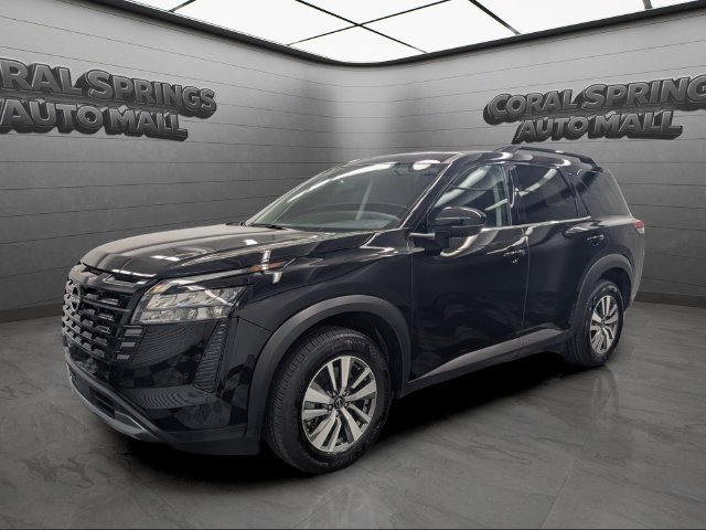 Certified 2026 Nissan Pathfinder SL FWD image 3