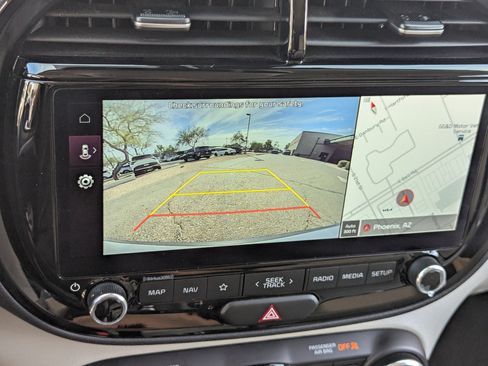 Certified 2024 Kia Soul EX image 25