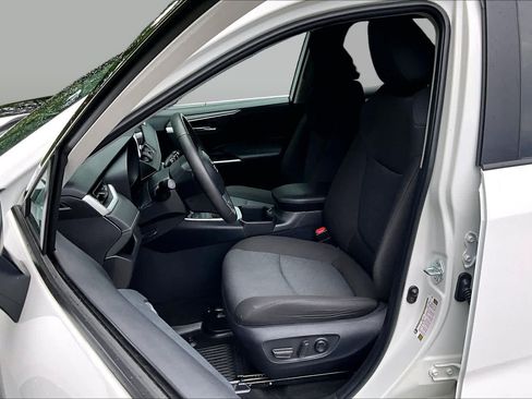 Certified 2024 Toyota RAV4 XLE w/ Weather Package AWD/4WD image 9