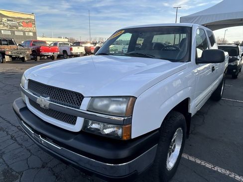 Used 2005 Chevrolet Silverado 1500 LS image 3