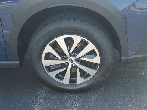 Certified 2024 Subaru Outback Premium AWD/4WD image 5