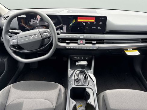 New 2026 Kia K4 FWD image 14