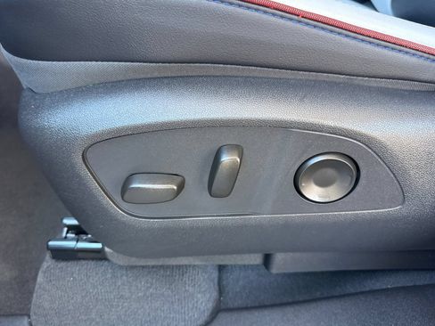 Used 2025 Chevrolet Silverado EV RST AWD/4WD image 18