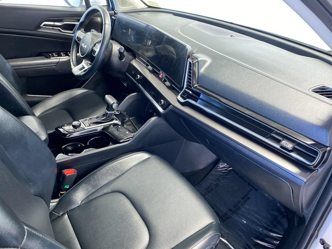 Certified 2025 Kia Sportage EX FWD image 29