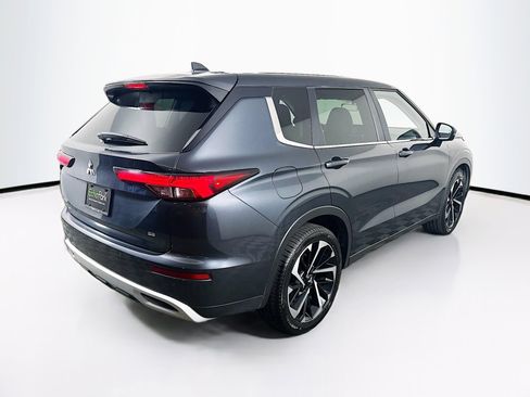 Used 2024 Mitsubishi Outlander SE image 9