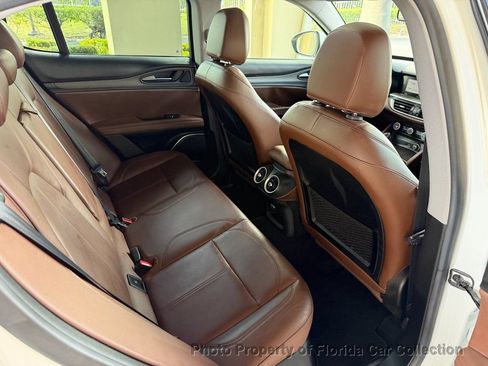 Used 2018 Alfa Romeo Stelvio Ti AWD/4WD image 43