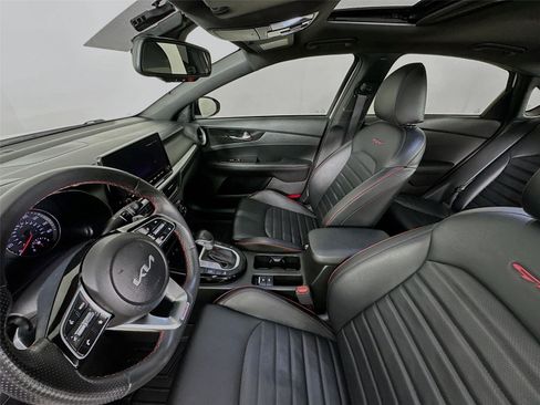 Used 2023 Kia Forte GT w/ GT2 Package image 5