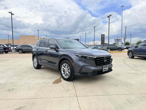 Used 2025 Honda CR-V EX-L image 3