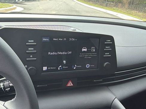 New 2026 Hyundai Elantra Sport FWD image 24