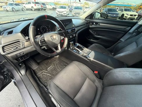 Used 2019 Honda Accord LX image 10