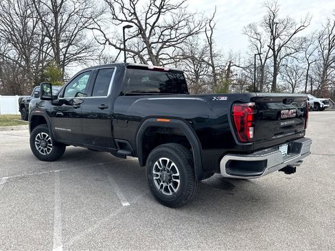 New 2026 GMC Sierra 2500 SLE w/ SLE Value Package; image 3