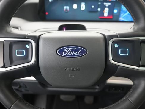 Used 2025 Ford Expedition Max Active RWD image 25