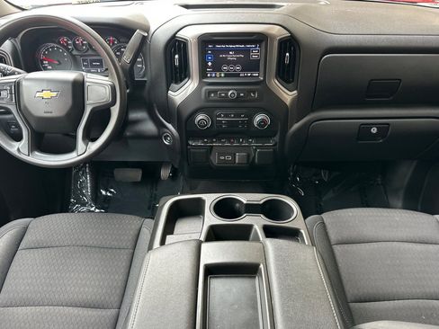 Used 2024 Chevrolet Silverado 1500 Custom image 16