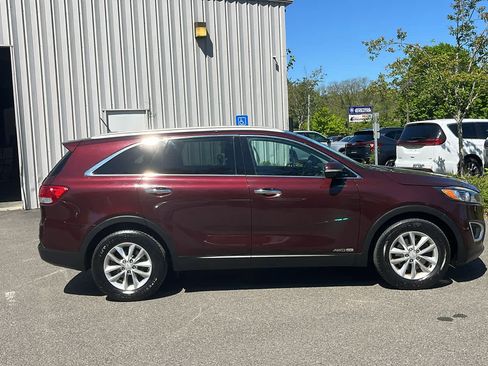 Used 2018 Kia Sorento LX AWD/4WD image 7