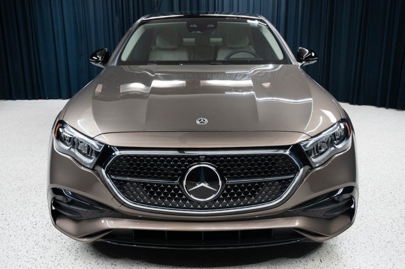 New 2027 Mercedes-Benz E 350 Sedan image 2