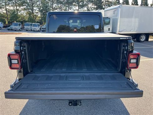 Used 2021 Jeep Gladiator Mojave image 18
