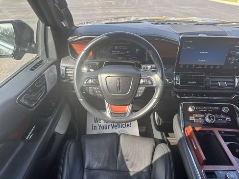 Used 2023 Lincoln Navigator L Reserve AWD/4WD image 16