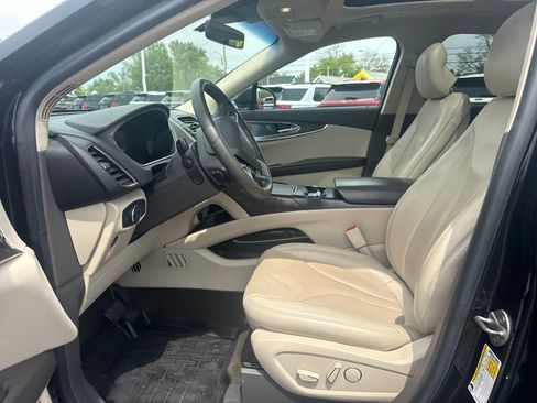 Used 2019 Lincoln Nautilus Reserve AWD/4WD image 25