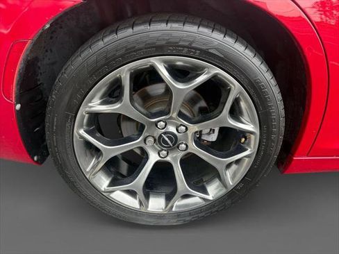 Certified 2018 Chrysler 300 S w/ 300S Premium Group RWD image 10