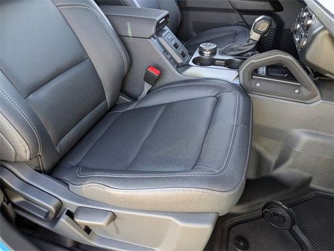 New 2026 Ford Bronco Badlands image 12