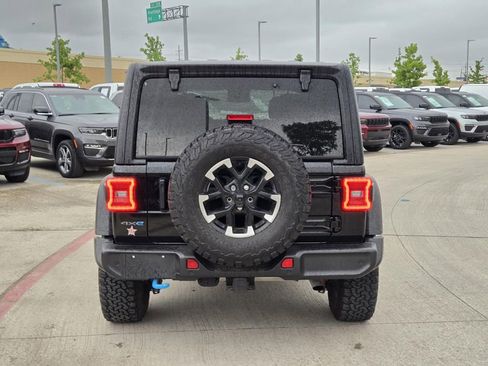 Used 2024 Jeep Wrangler Unlimited Rubicon 4xe w/ Safety Group AWD/4WD image 5