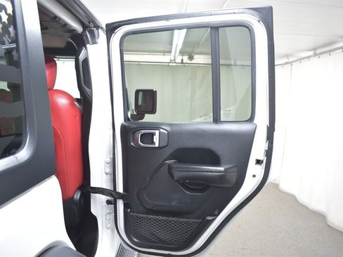 Used 2018 Jeep Wrangler Unlimited Sport S image 30