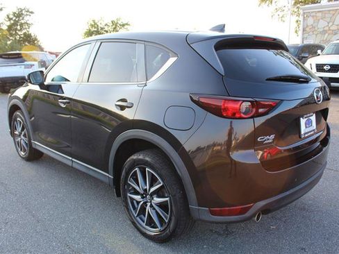 Used 2018 MAZDA CX-5 Touring w/ Preferred Equipment Package AWD/4WD image 5