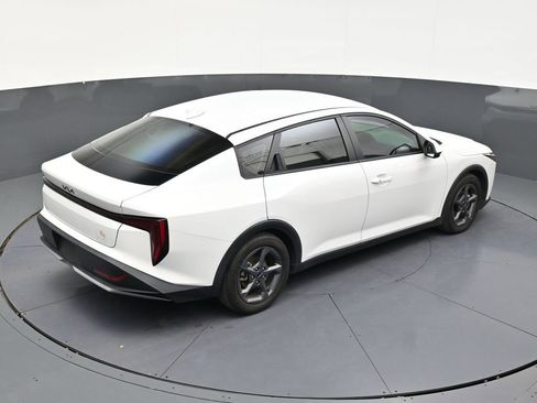 Used 2025 Kia K4 FWD image 16