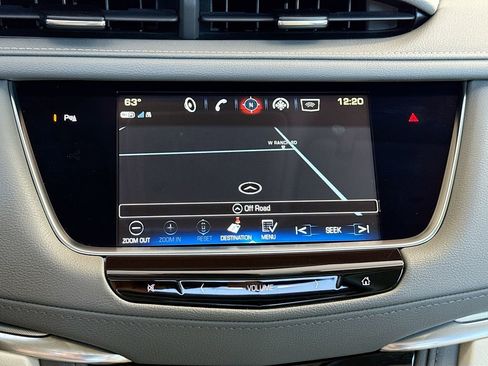 Used 2019 Cadillac XT5 Luxury FWD image 16