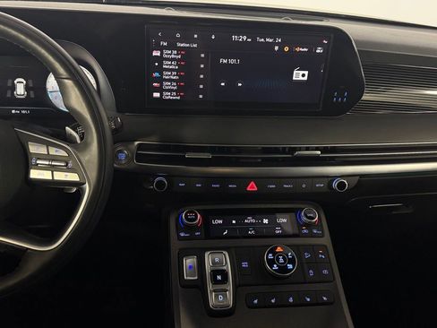 Used 2024 Hyundai Palisade Calligraphy image 21