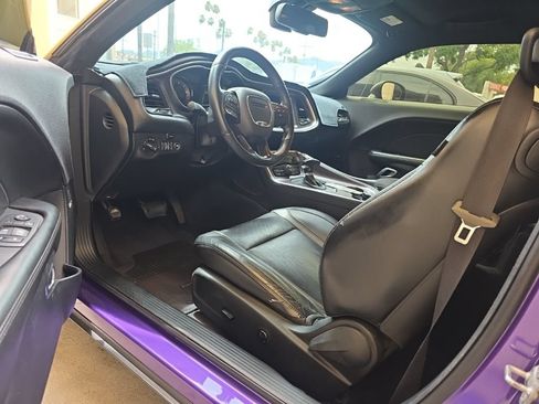 Used 2016 Dodge Challenger SXT Plus RWD image 4