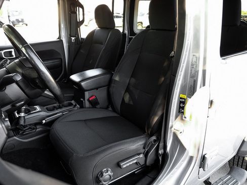 Used 2021 Jeep Wrangler Unlimited Sport S image 8