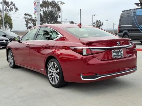 Used 2019 Lexus ES 300h w/ Premium Package FWD image 21