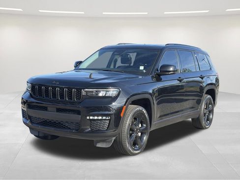 Used 2023 Jeep Grand Cherokee L Limited w/ Black Appearance Package image 1