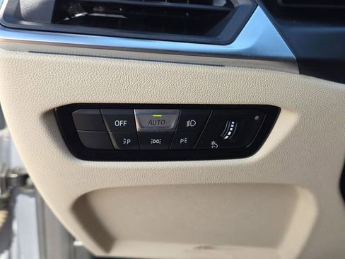 Certified 2023 BMW i4 eDrive35 w/ Premium Package image 28