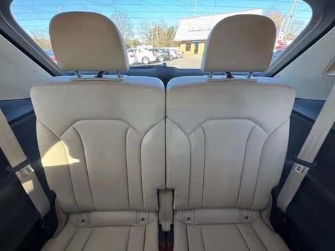 Used 2017 Audi Q7 3.0T Premium w/ Towing Package image 32