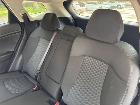 Used 2025 Kia Sportage LX FWD image 35