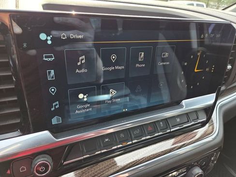 Used 2024 Chevrolet Silverado 1500 LT image 10