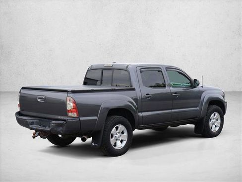 Used 2010 Toyota Tacoma 4x4 Double Cab image 5