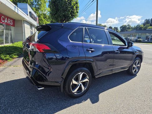 Used 2023 Toyota RAV4 SE w/ Weather & Moonroof Package AWD/4WD image 3