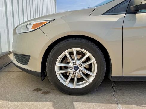 Used 2016 Ford Focus SE image 25