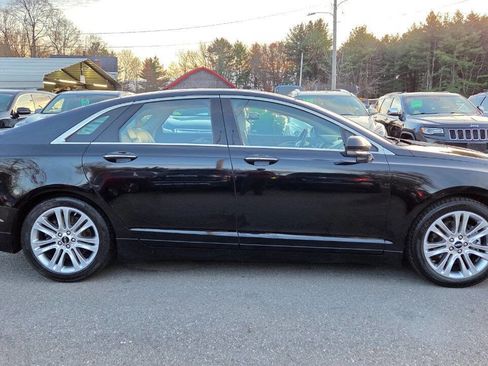 Used 2016 Lincoln MKZ AWD w/ Technology Package image 16
