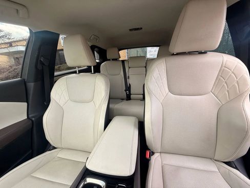 Used 2024 Lexus RX 350 FWD w/ Technology Package image 28