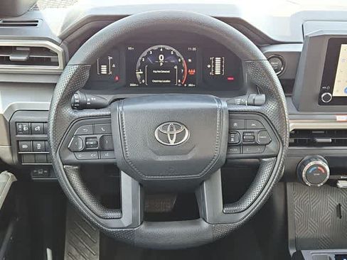 Certified 2025 Toyota Tacoma SR5 AWD/4WD image 20