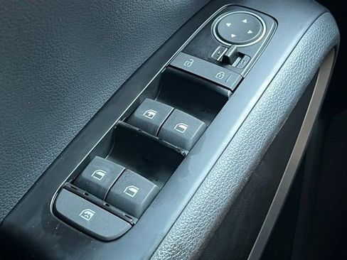 Certified 2023 Kia Soul S image 33