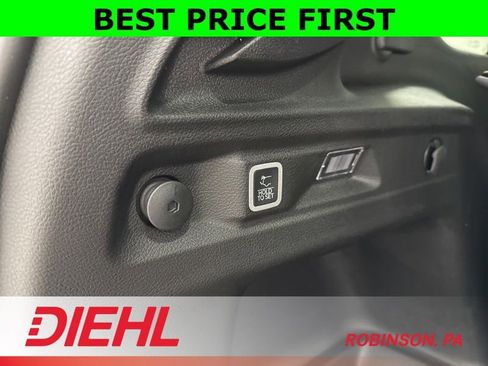 New 2025 Jeep Grand Cherokee L Limited w/ Luxury Tech Group II image 11