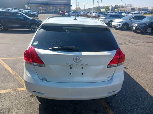 Used 2011 Toyota Venza AWD w/ Comfort Pkg image 4